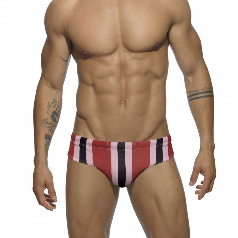 Bañador de rayas para hombre ideal para playa surf y deportes acuáticos.