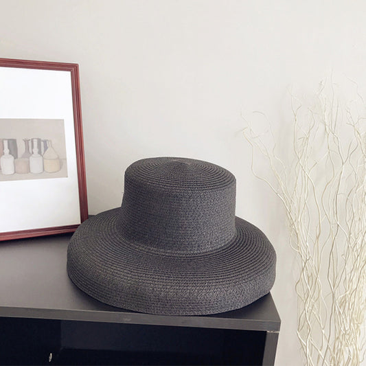 Sombrero de paja de ala grande