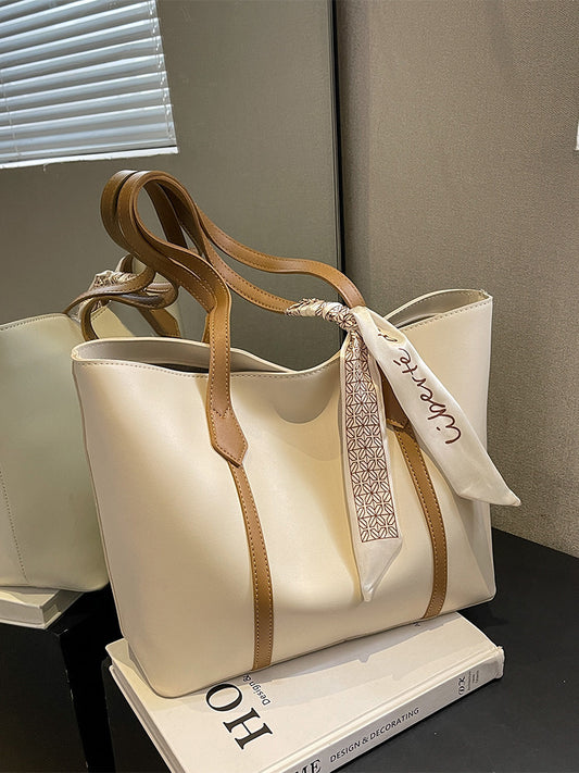 Bolso de mano de gran capacidad y informal