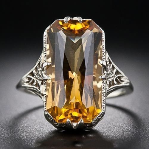 Anillo Tallado para mujer