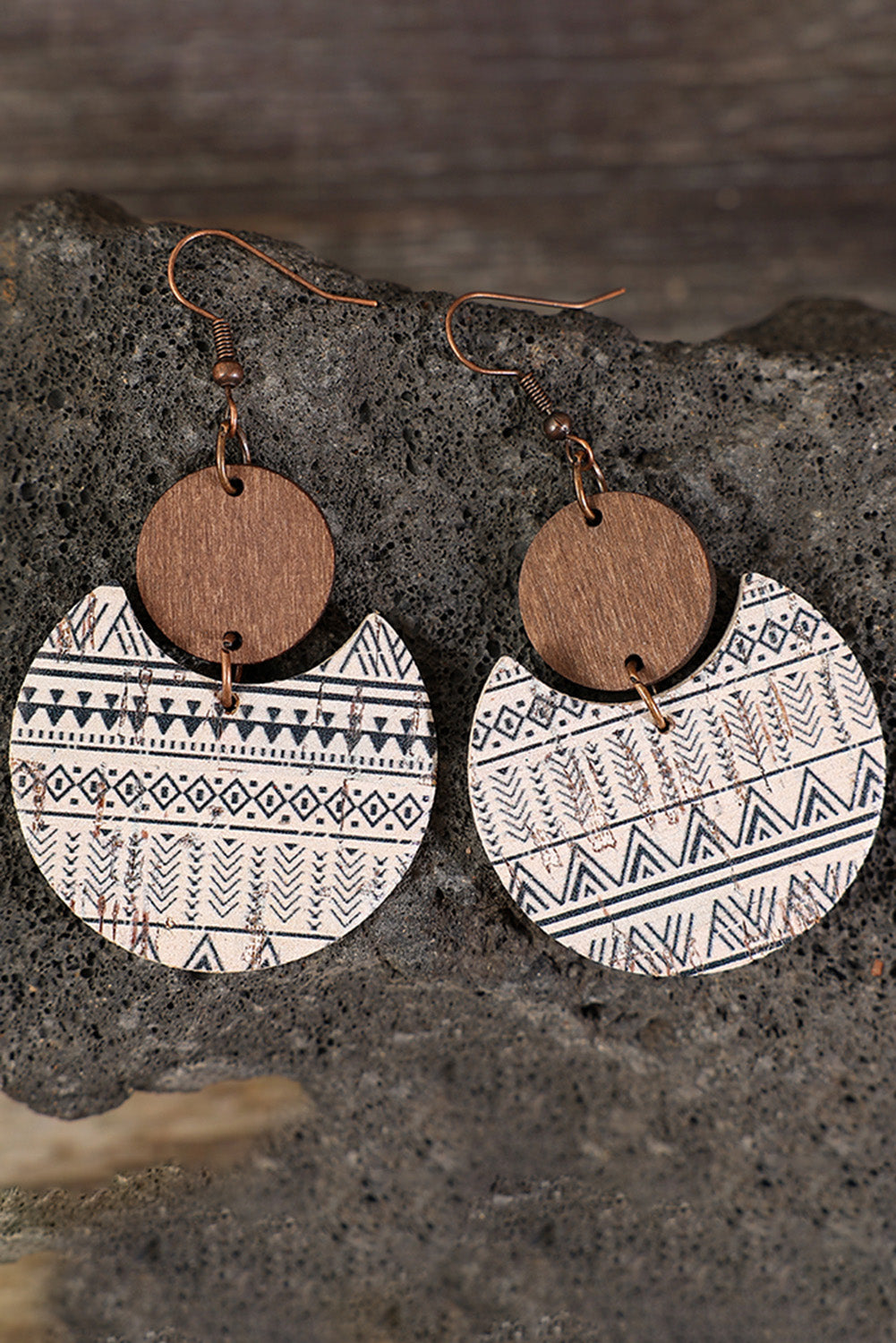 Pendientes de madera con estampado geométrico multicolor