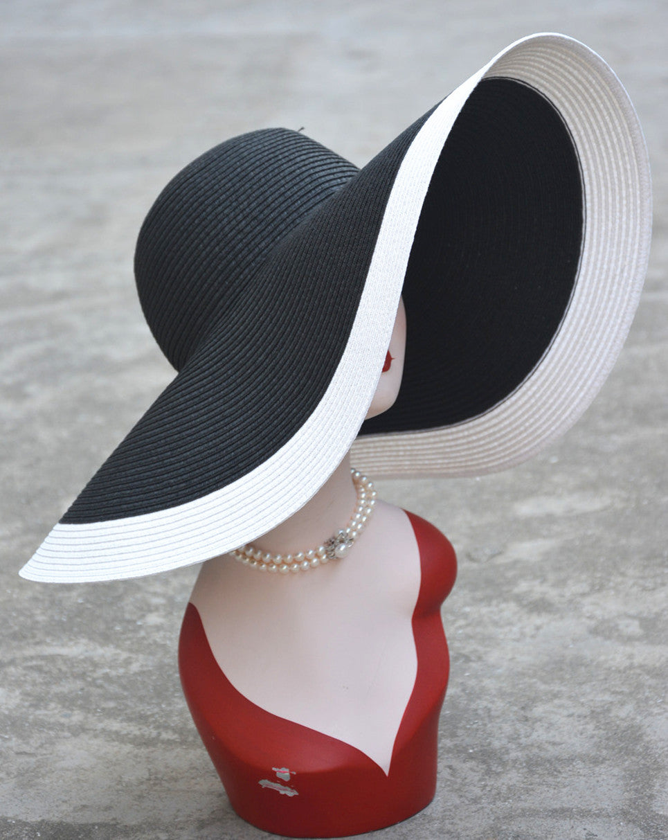 Sombrero de paja de gran tamaño con diseño de Hepburn Shade