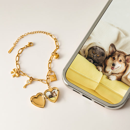Pulsera de acero dorada