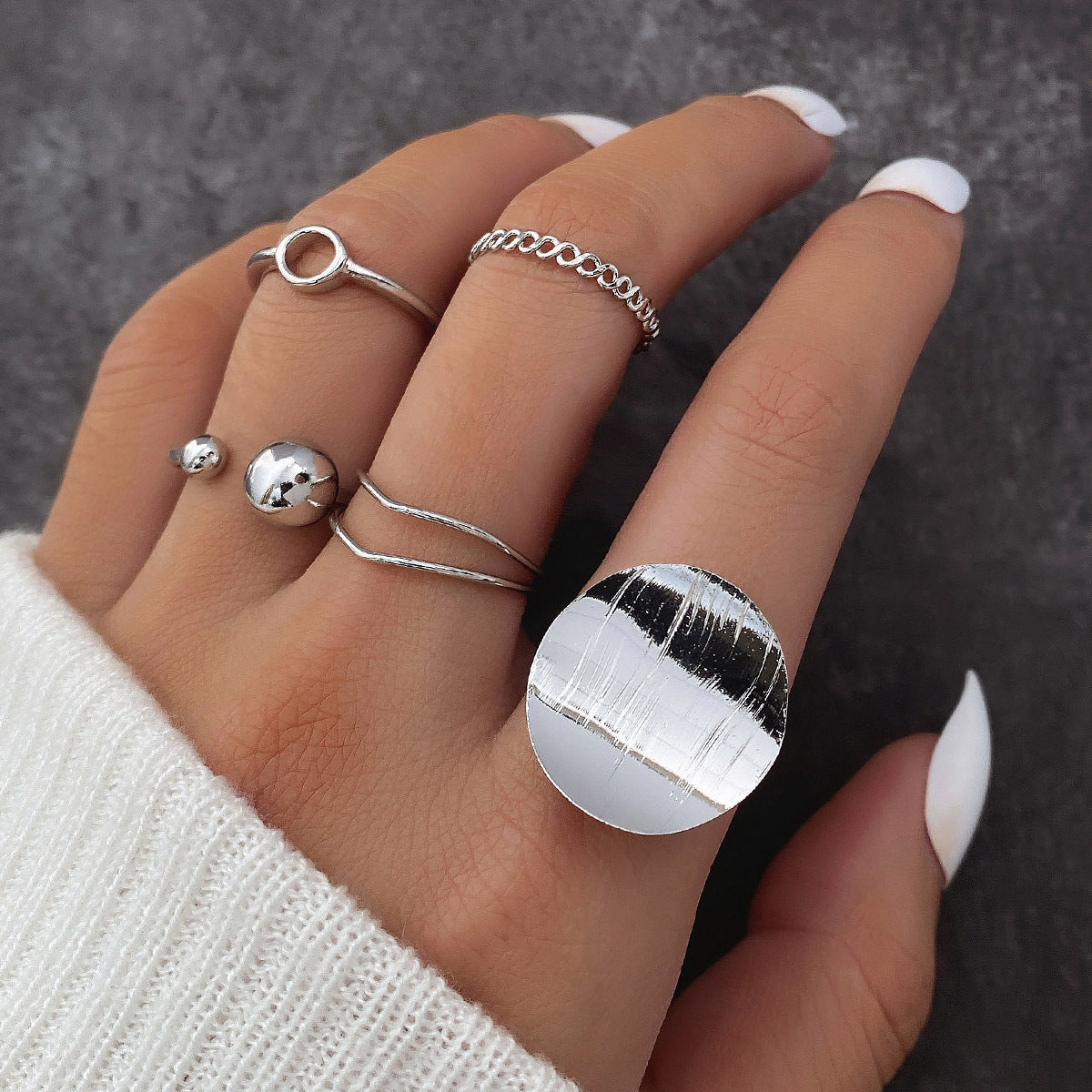 Juego de 5 anillos redondos con apertura ajustable