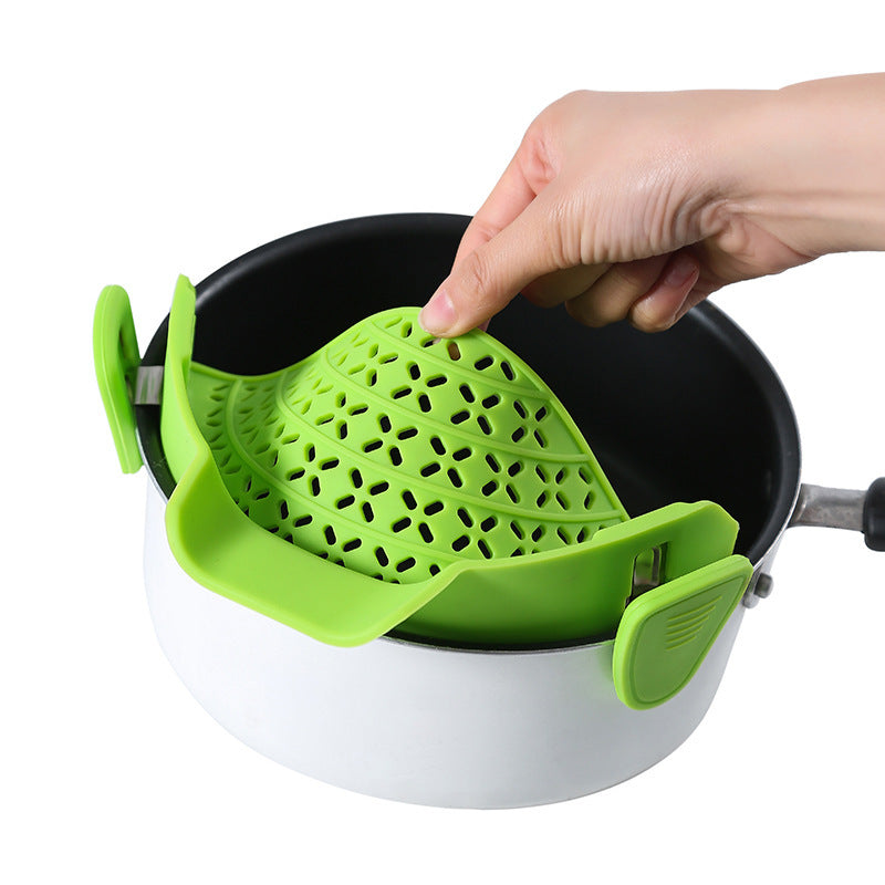 Silicone side drainer for pots