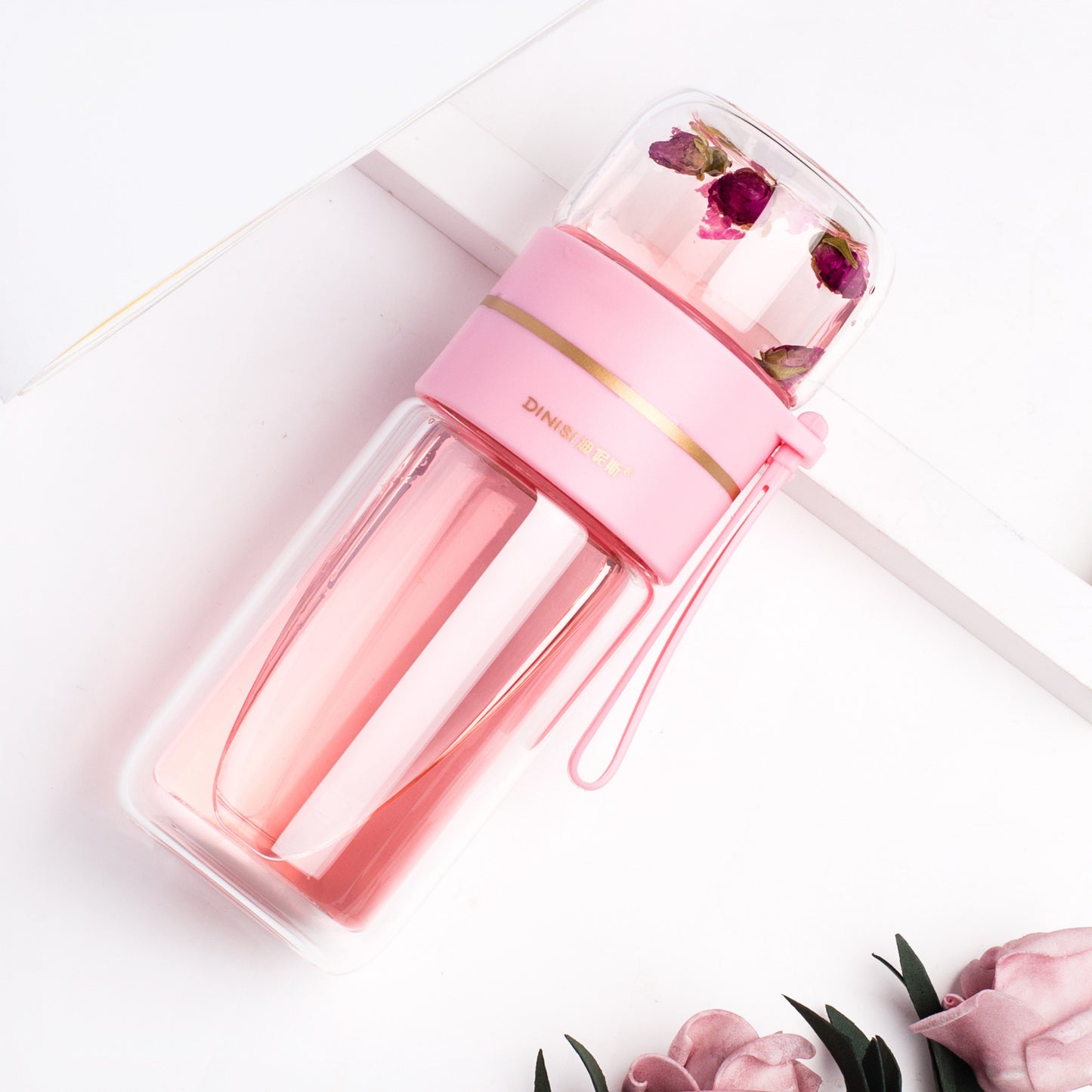 Glass water bottle with tea infuser filter