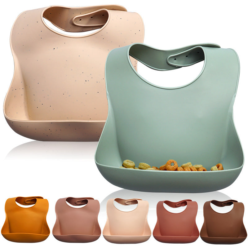 Babero de silicona suave impermeable con receptor de alimentos