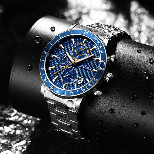 Reloj luminoso pequeño de acero con tres agujas y resistente al agua
