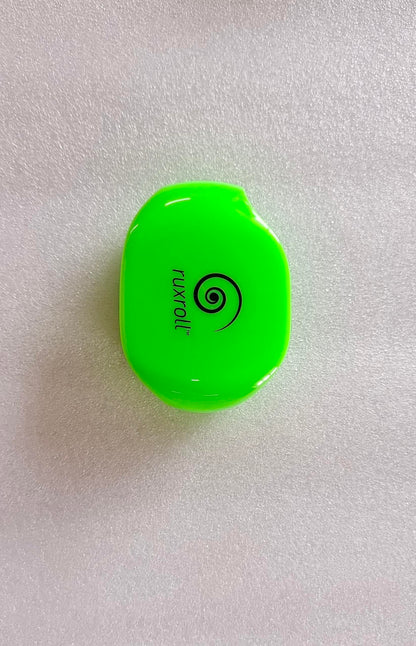 Automatic headphone cable winder
