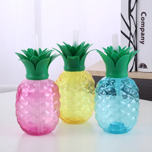 Vaso luminoso de plástico  en  forma de piña con pajita