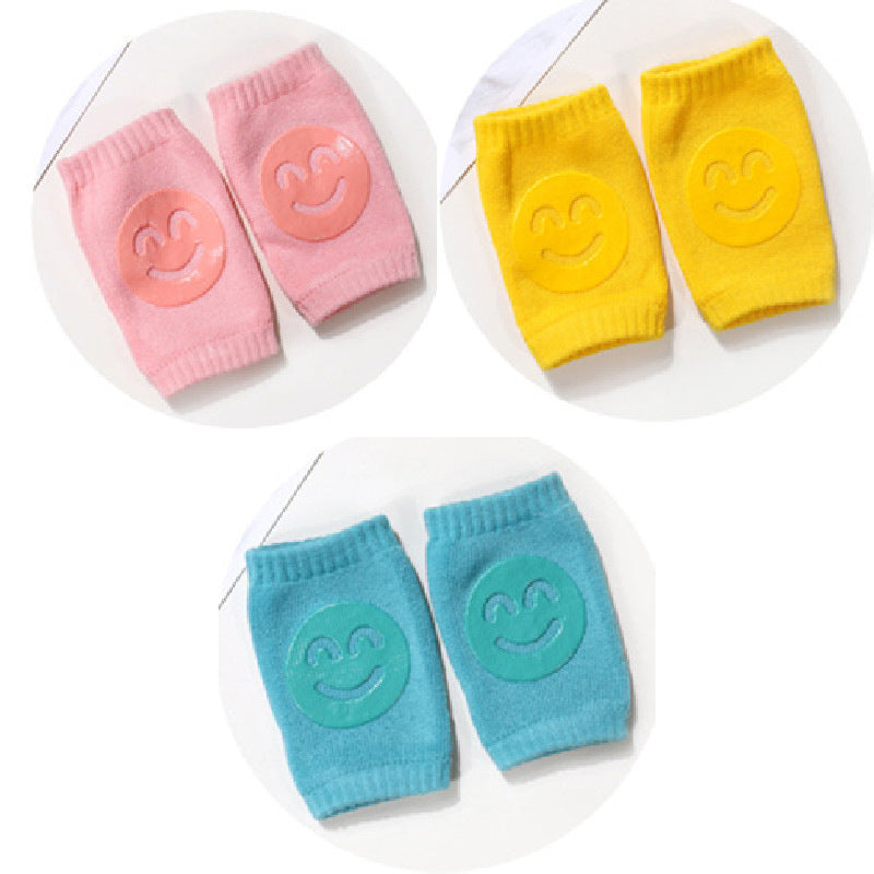 Protective and non-slip knee pads for crawling babies