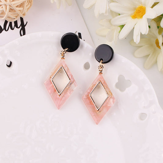 Pendientes personalizados de estilo simple y fresco