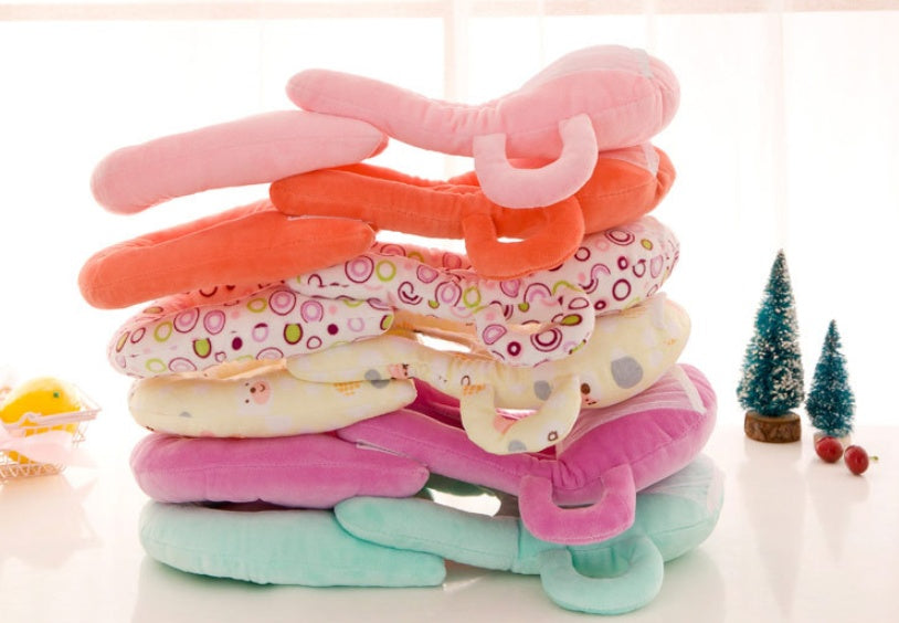 Plush pillow for baby feeding