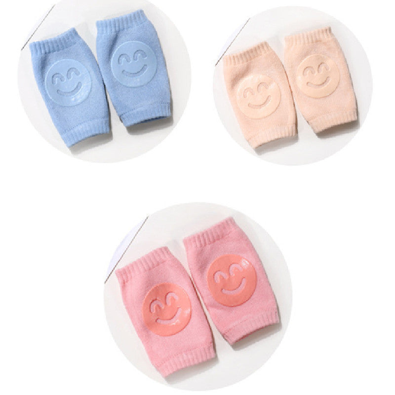 Protective and non-slip knee pads for crawling babies