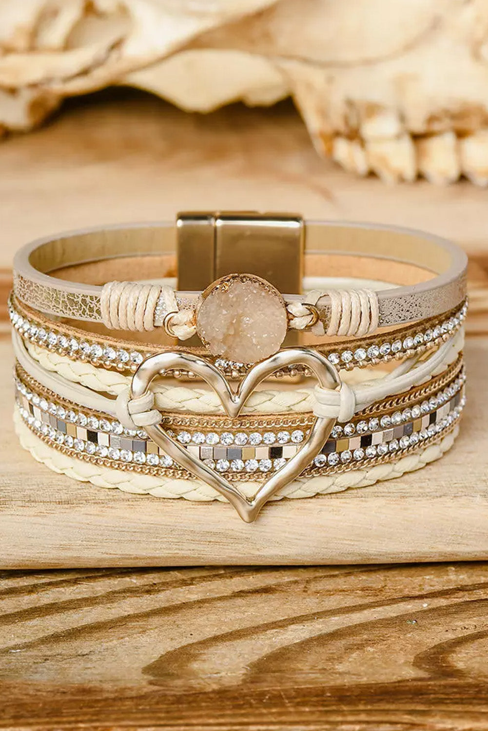 Pulsera con hebilla magnética de diamantes de imitación y corazón bohemio beige
