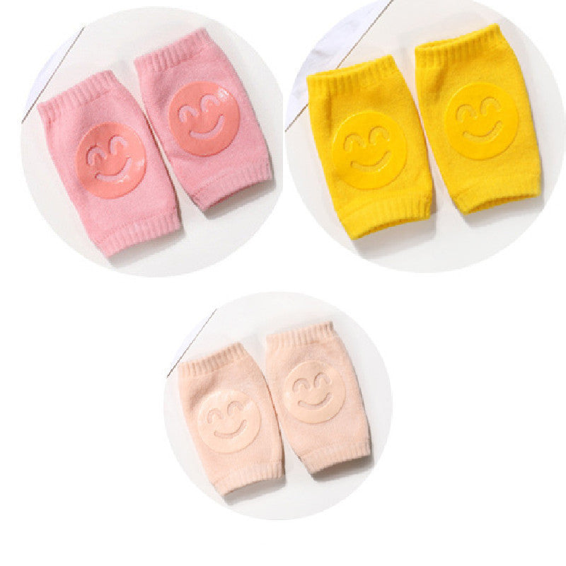 Protective and non-slip knee pads for crawling babies
