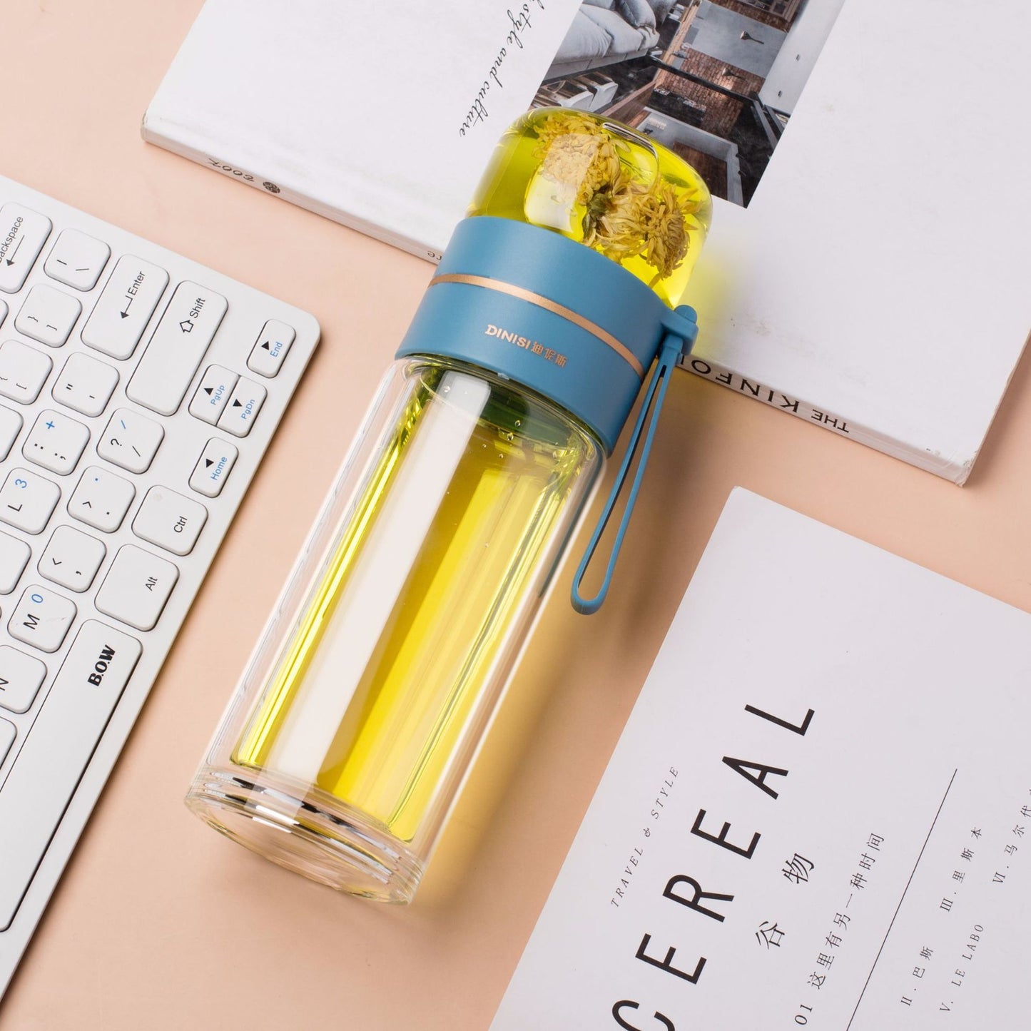 Glass water bottle with tea infuser filter