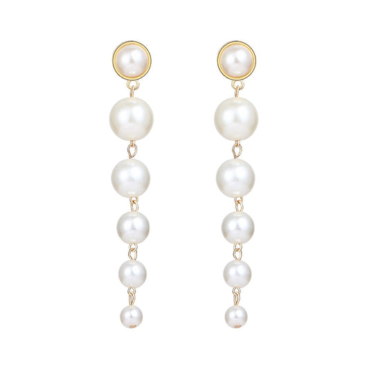 Pendientes largos de perla vintage sencillos