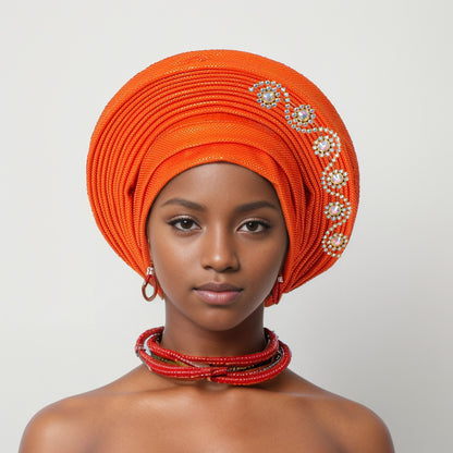 Turbante tiras laminadas de seda con brillantes