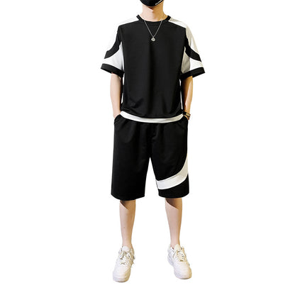 short-sleeved T-shirt and shorts set