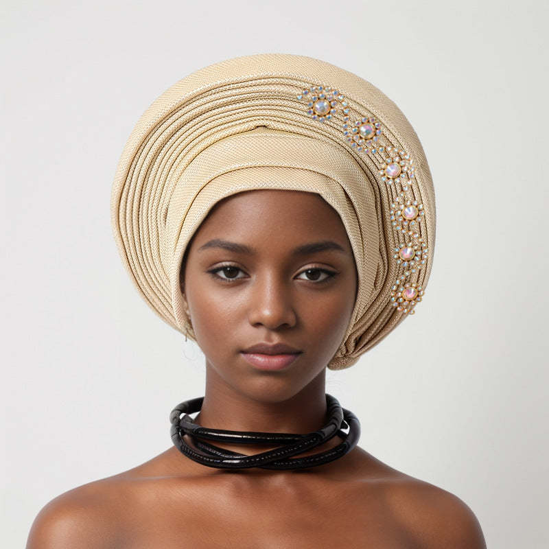 Turbante tiras laminadas de seda con brillantes