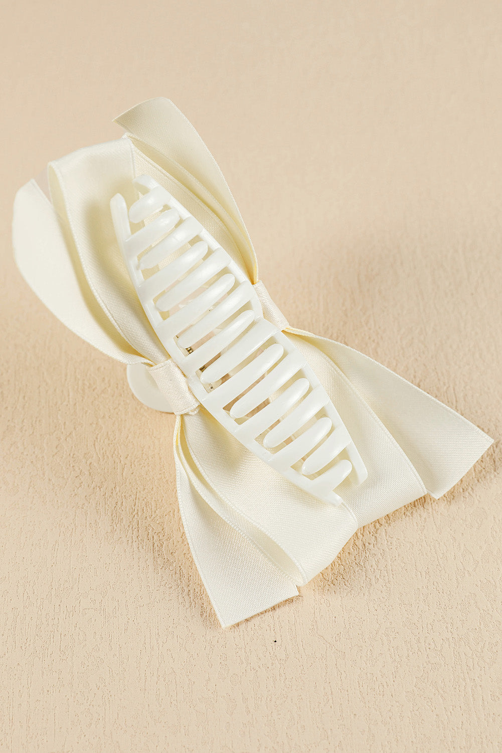 Pinza grande para el pelo con lazo blanco decorativo