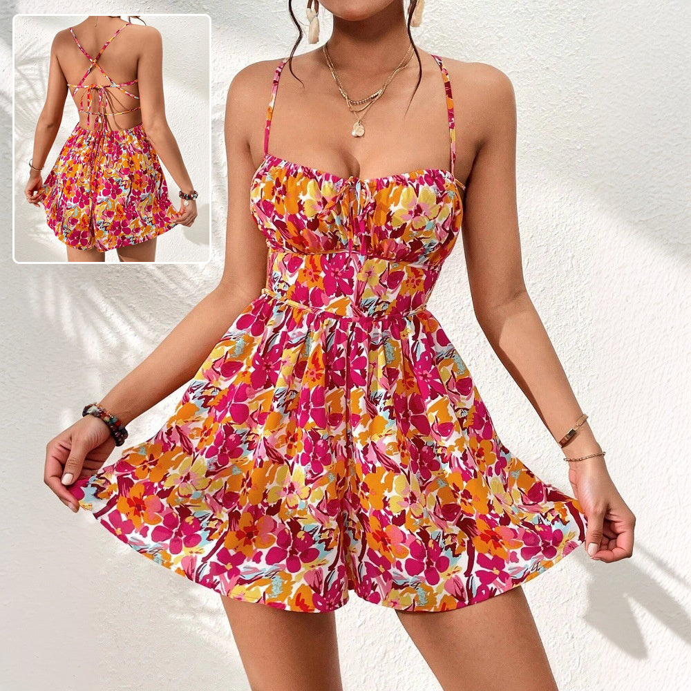 Short summer dress with floral print and lace-up back