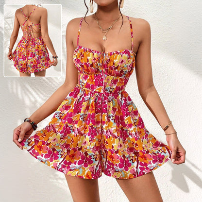 Short summer dress with floral print and lace-up back