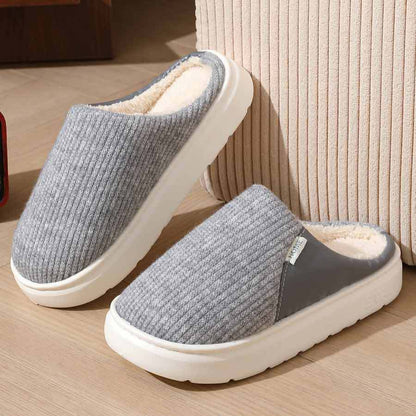Winter Warm Plush Slippers Thick Sole Non-Slip Home Shoes for Women and Men